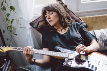 [New Video] Courtney Barnett – City Looks Pretty
