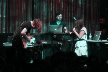 [“o sangue”] Nicolas Jaar, Gisela João – Os Vampiros (Zeca Afonso Cover)