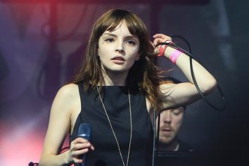 [Review] CHVRCHES – Love Is Dead (2018)