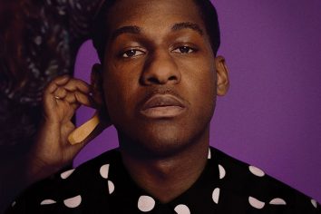 [New Video] Leon Bridges – Shy (Live From Nashville)