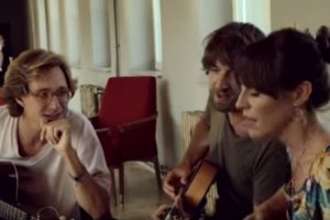 [New Video] Feist + Kings of Convenience – PEOPLE 2018 rehearsal