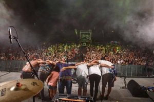 [Flashback] Diabo na Cruz – Luzia (Ao Vivo)