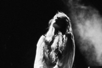 [Nem Single] Florence + The Machine – South London Forever (Live at The Joiners Arms)