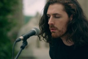 [Live Acoustic] Hozier – NFWMB