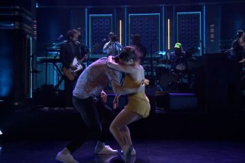 [Live Performance] The National – Dark Side of the Gym