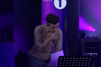 [Cover] The 1975 – Thank u, next (Ariana Grande Cover)