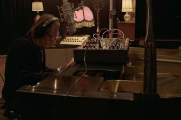 [New Video] Thom Yorke – Bloom (Live from Electric Lady Studios)