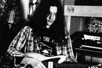 [NPR Music Tiny Desk Concert] Kurt Vile