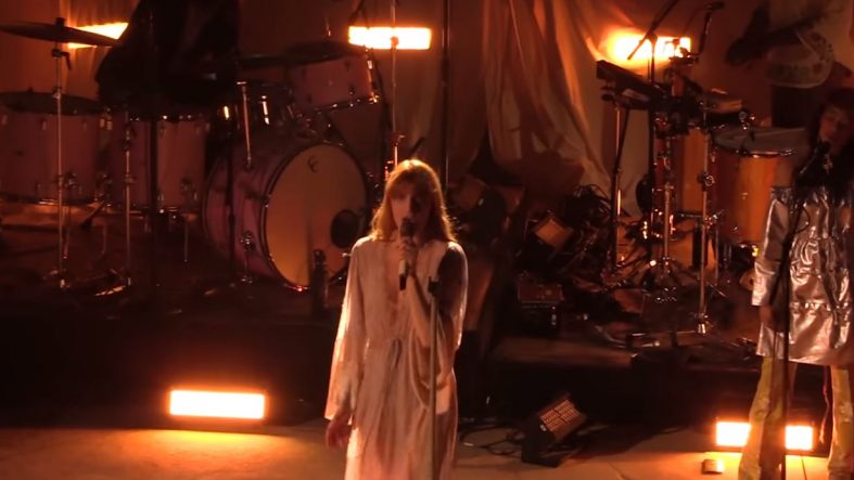 [Live] Florence + The Machine – Jenny Of Oldstones from GOT (Live At Form Festival)