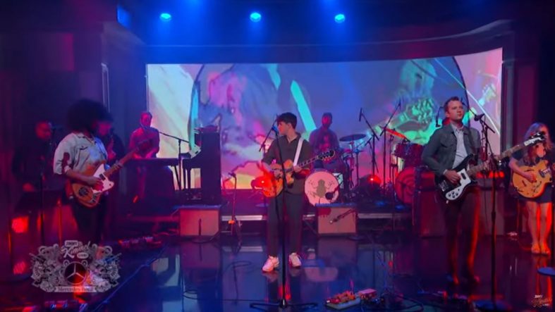 [TV Performance] Vampire Weekend – Sunflower & Jokerman
