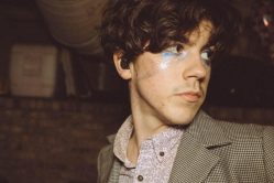 [New Single] Declan McKenna – British Bombs