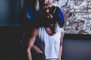 [New Single] flora cash – Missing Home