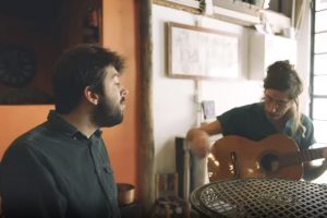[New Video] Tim Bernardes e Salvador Sobral – Anda estragar-me os planos