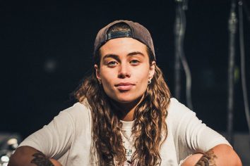 [New Single] Tash Sultana – Ain’t it Kinda Funny ft. City and Colour (Live at Lonely Lands Studio)