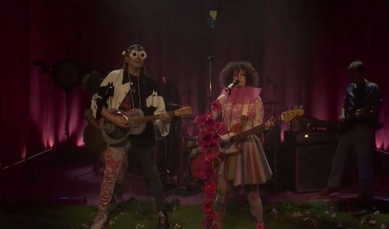 [Album Review] Arcade Fire – Pink Elephant