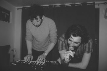 [Worth Listening to] Dead Orchards – End (The Distraction)