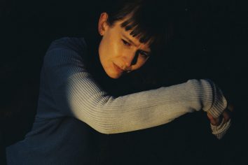 [Worth Listening to] Jenny Hval – Lay Down