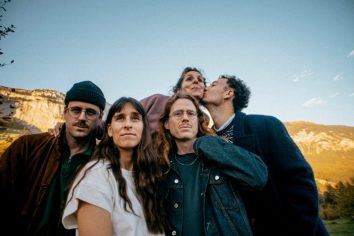 [New Single] Black Sea Dahu – One Day Will Be All I Have (Live at Campus)