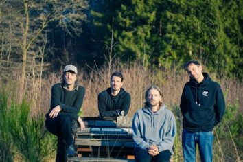 [Worth Listening to] Stavroz – Para Rio