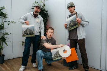 [Worth Listening to] Kingfishr – Killeagh (From Cullenstown Handball Alley)