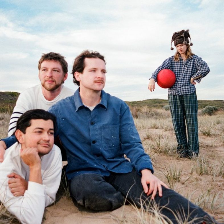 [Worth Listening to] The Belair Lip Bombs – Hey You