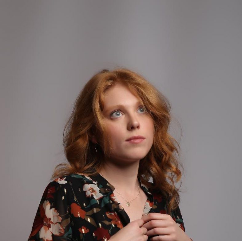 [Worth Listening to] Lucy Mellenfield – Like a Feather
