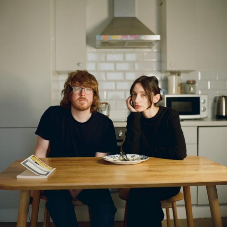 [Worth Listening to] King Hannah – This Hotel Room