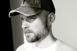 [Worth Listening to] Ásgeir – Sugar Clouds (Live)