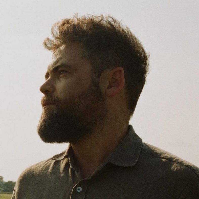 [New Single] Passenger – The Road Is Long