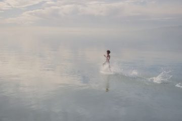 [New Single]  Arctic Monkeys – Opening Night