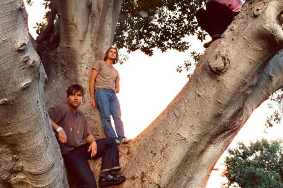 [Worth Listening to] almost monday – leaving is easy