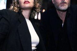 [New Single] Anna Calvi – Is This All There Is? (ft. Matt Berninger)