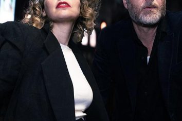 [New Single] Anna Calvi – Is This All There Is? (ft. Matt Berninger)