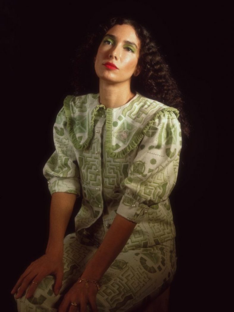 [Worth Listening to] Bedouine – Long Way to Fall