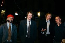 [Worth Listening to] World News – Sidestep