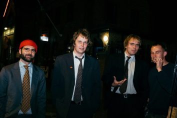 [Worth Listening to] World News – Sidestep