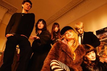 [Worth Listening to] Man/Woman/Chainsaw – Nosedive