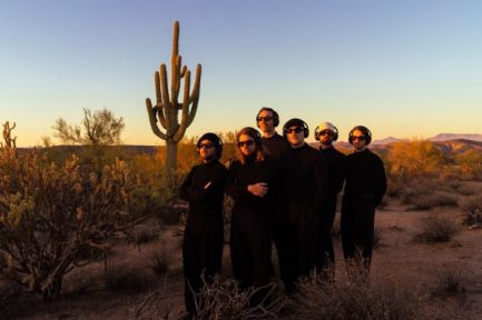 [Worth Listening to]  LEISURE – Island