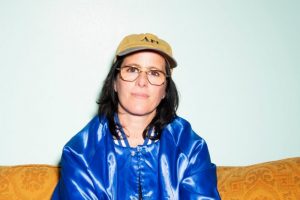 [Worth Listening to] Sera Cahoone  – Pulling Up Roots