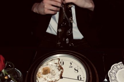 [Worth Listening to] Bahena – Running Out of Time